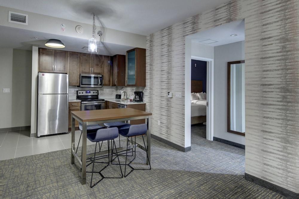 Residence Inn Fort Lauderdale Coconut Exteriör bild